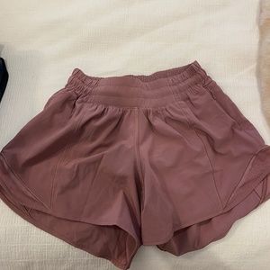 NEVER WORN Lululemon Tall Hotty Hot Short